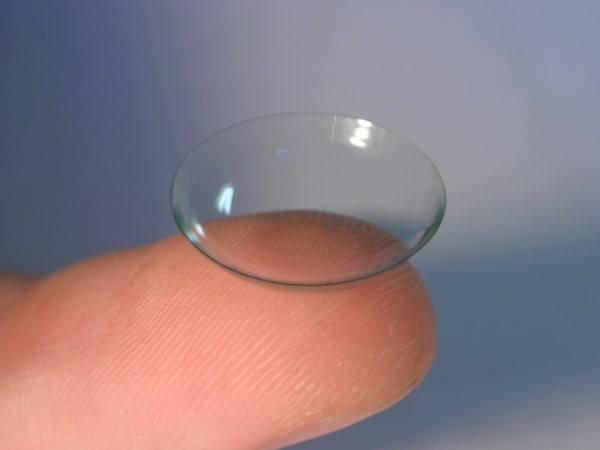 Avez-vous déjà entendu parler des lentilles bimensuelles ? Soit des lentilles qui tiennent deux…